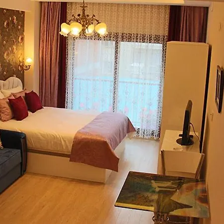 R A Rolex Alsancak Hotel 3*