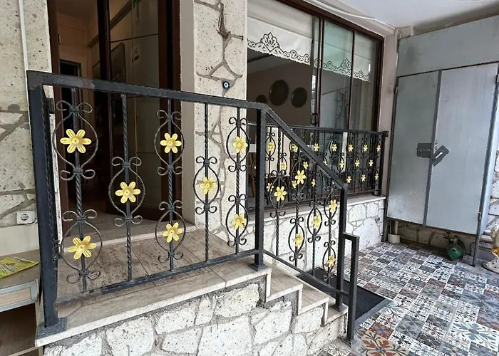 מלון R A Rolex Alsancak